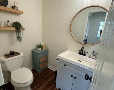703 Stillhouse Lane - Photo Thumbnail 6