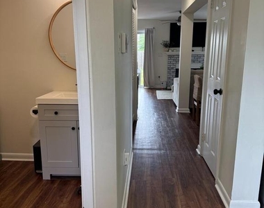 703 Stillhouse Lane - Photo Thumbnail 2