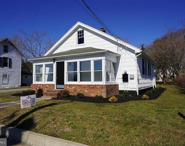 221 Branch Street - Photo Thumbnail 2