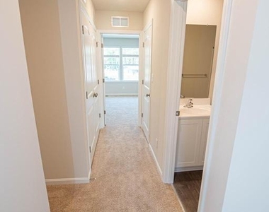 130 Willowtree Lane - Photo Thumbnail 42