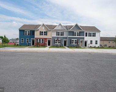 130 Willowtree Lane - Photo Thumbnail 8