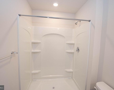 130 Willowtree Lane - Photo Thumbnail 53