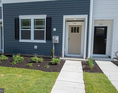 130 Willowtree Lane - Photo Thumbnail 4