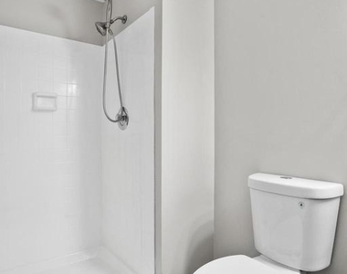 10506 Lime Tree Way - Photo Thumbnail 6