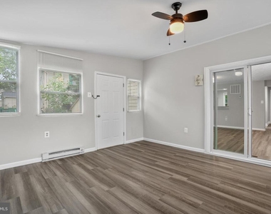 10506 Lime Tree Way - Photo Thumbnail 20
