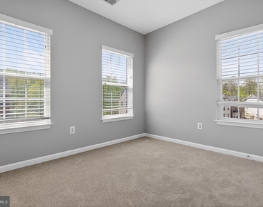 15224 N Berwick Lane - Photo Thumbnail 40