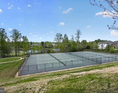 15224 N Berwick Lane - Photo Thumbnail 49