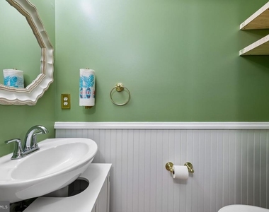 4616 Ripley Manor Terrace - Photo Thumbnail 13