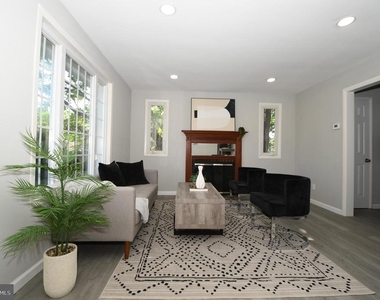 3506 Harrell Street - Photo Thumbnail 14