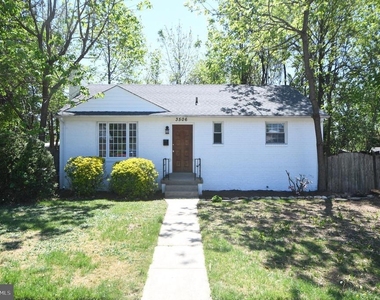 3506 Harrell Street - Photo Thumbnail 5