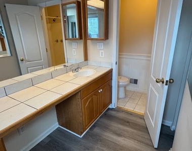 18619 Kingfisher Terrace - Photo Thumbnail 14