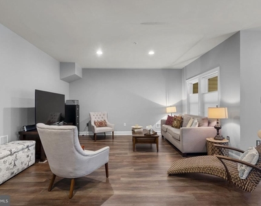 11826 Mango Lane - Photo Thumbnail 33