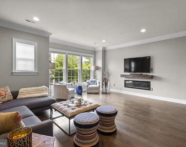 11826 Mango Lane - Photo Thumbnail 2