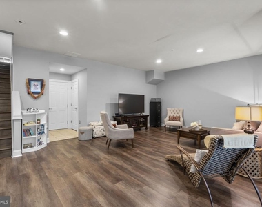 11826 Mango Lane - Photo Thumbnail 34