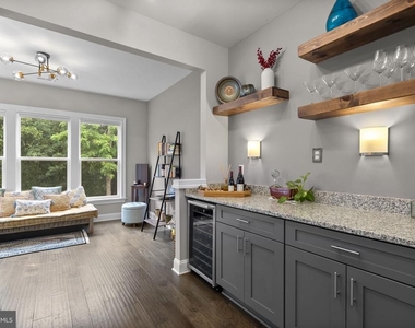 11826 Mango Lane - Photo Thumbnail 15