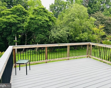 12424 Keeneland Place - Photo Thumbnail 24