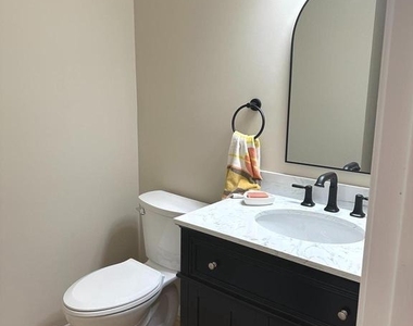 12424 Keeneland Place - Photo Thumbnail 12