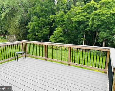 12424 Keeneland Place - Photo Thumbnail 23