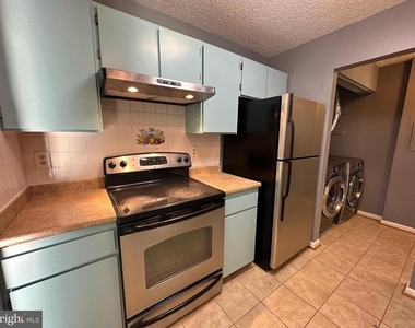 12907 Churchill Ridge Circle - Photo Thumbnail 20