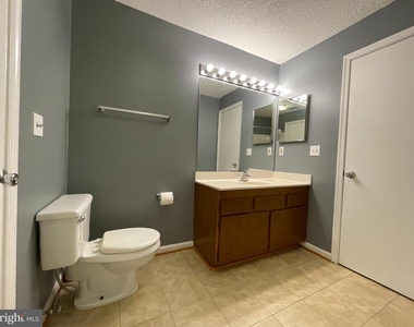 12907 Churchill Ridge Circle - Photo Thumbnail 15