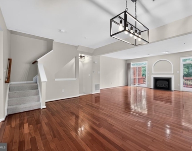 11715 Gunners Drive - Photo Thumbnail 21