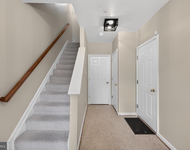 11715 Gunners Drive - Photo Thumbnail 18