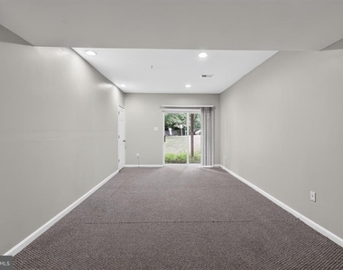 11715 Gunners Drive - Photo Thumbnail 41