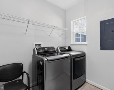 11715 Gunners Drive - Photo Thumbnail 40