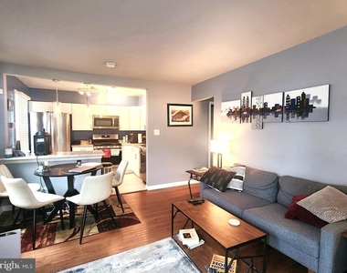502 Lincoln Street - Photo Thumbnail 8
