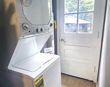 502 Lincoln Street - Photo Thumbnail 14
