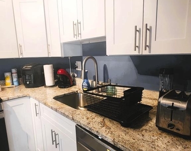 502 Lincoln Street - Photo Thumbnail 6