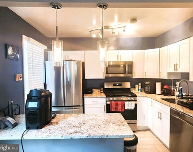 502 Lincoln Street - Photo Thumbnail 5