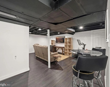 2605 Arcola Avenue - Photo Thumbnail 23