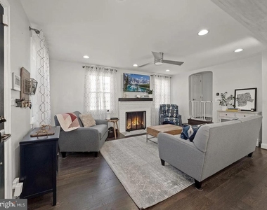 2605 Arcola Avenue - Photo Thumbnail 5