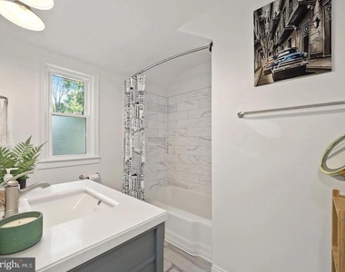 2605 Arcola Avenue - Photo Thumbnail 17
