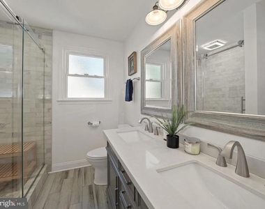 2605 Arcola Avenue - Photo Thumbnail 13