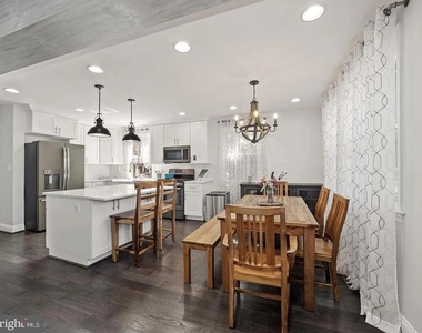 2605 Arcola Avenue - Photo Thumbnail 10