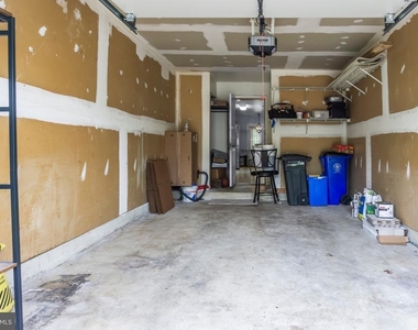 19017 Amarillo Drive - Photo Thumbnail 36
