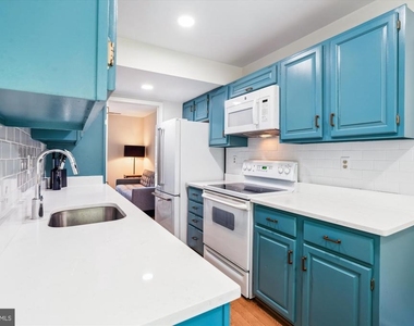 4934 Bradley Boulevard - Photo Thumbnail 7