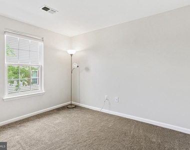 7610 Golden Slumber Lane - Photo Thumbnail 27