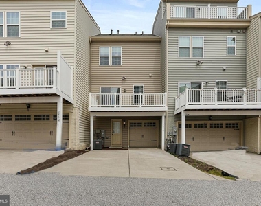 7610 Golden Slumber Lane - Photo Thumbnail 38