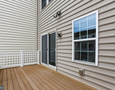 7610 Golden Slumber Lane - Photo Thumbnail 37