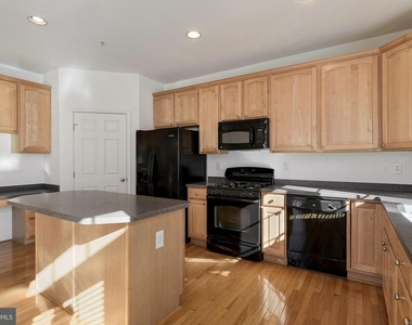 4801 Portsmouth Road - Photo Thumbnail 11
