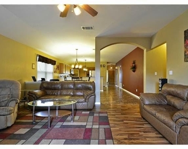 11612 Timber Heights Dr - Photo Thumbnail 3