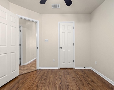 11612 Timber Heights Dr - Photo Thumbnail 26
