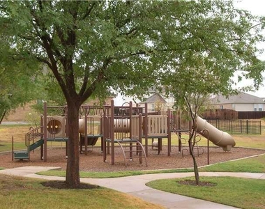 11612 Timber Heights Dr - Photo Thumbnail 25