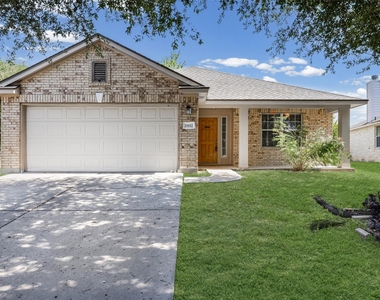 11612 Timber Heights Dr - Photo Thumbnail 4