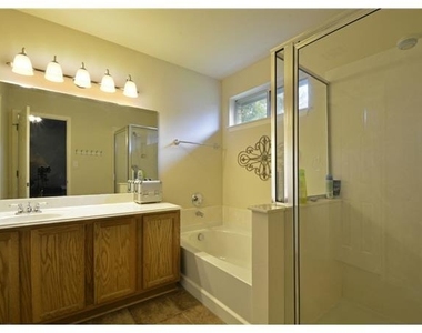 11612 Timber Heights Dr - Photo Thumbnail 16