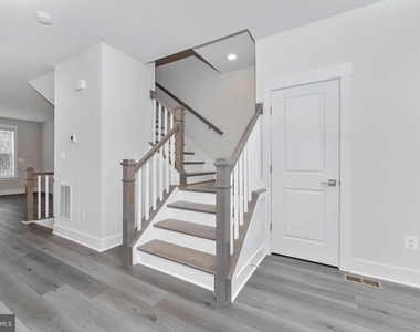 2923 Osprey Way - Photo Thumbnail 30