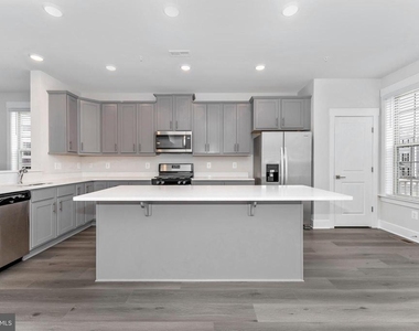 2923 Osprey Way - Photo Thumbnail 19